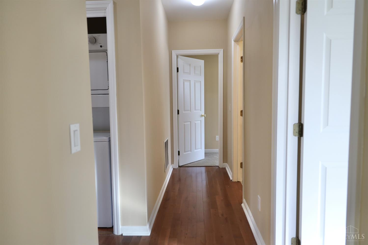 54 West Sharon Road Cincinnati, OH 45246 - Photo 41 of 47 Gallery Image 41