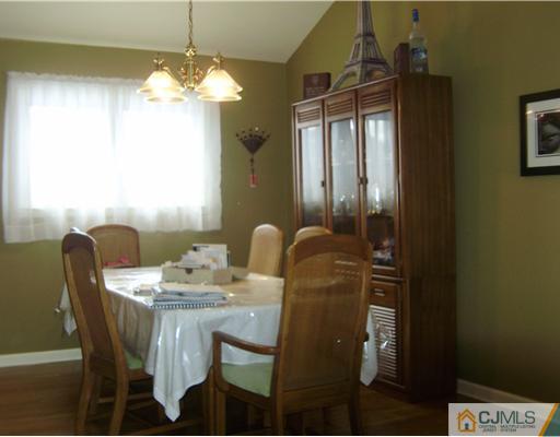 14 Barlow Road Edison, NJ 08817 - Photo 5 of 16 a dining room with furniture and window