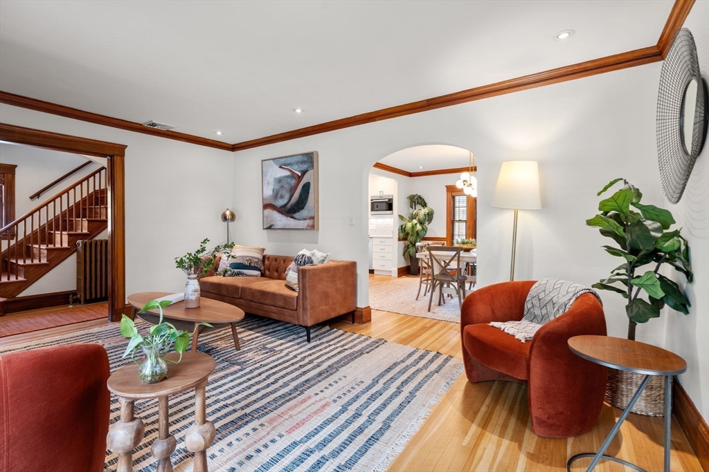 33 Longfellow Road Melrose, MA 02176 - Photo 12 of 38