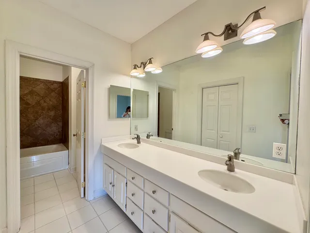 $2,700 | 1426 Heritage Landing Drive, Chattanooga, TN 37405