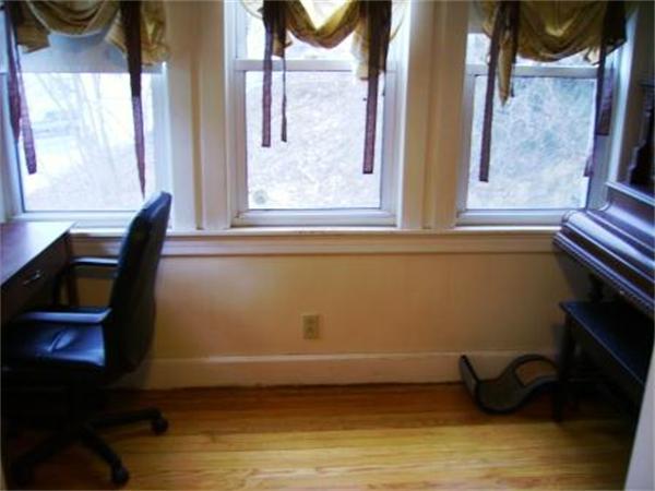 34 Valley Road Lynn, MA 01902 - Photo 6 of 26 Gallery Image 6