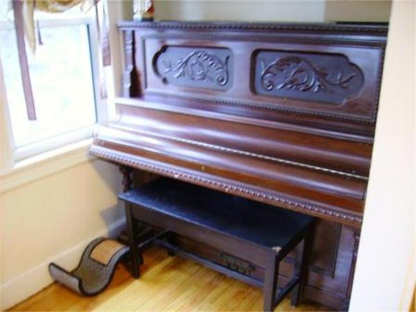 34 Valley Road Lynn, MA 01902 - Photo 7 of 26 Gallery Image 7