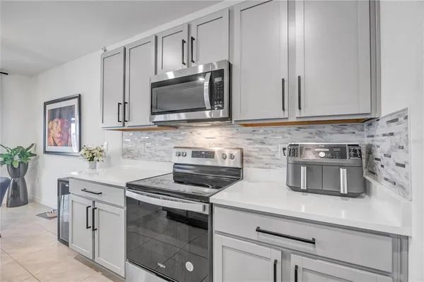 $3,600 | 10482 Quail Grv Way, San Antonio, FL 33576