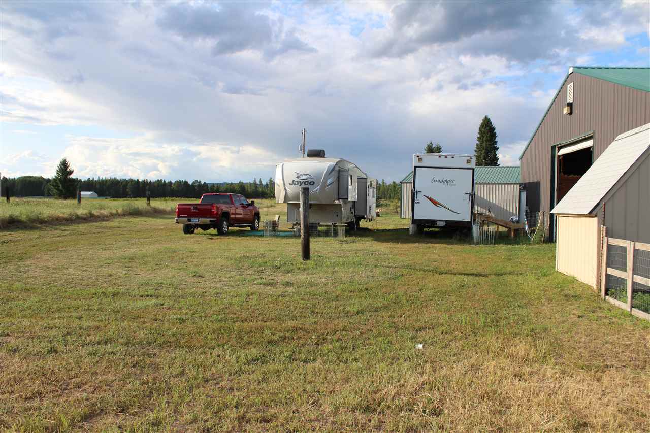 37411 North Elk Chattaroy Road Elk, WA 99009 - Photo 17 of 20