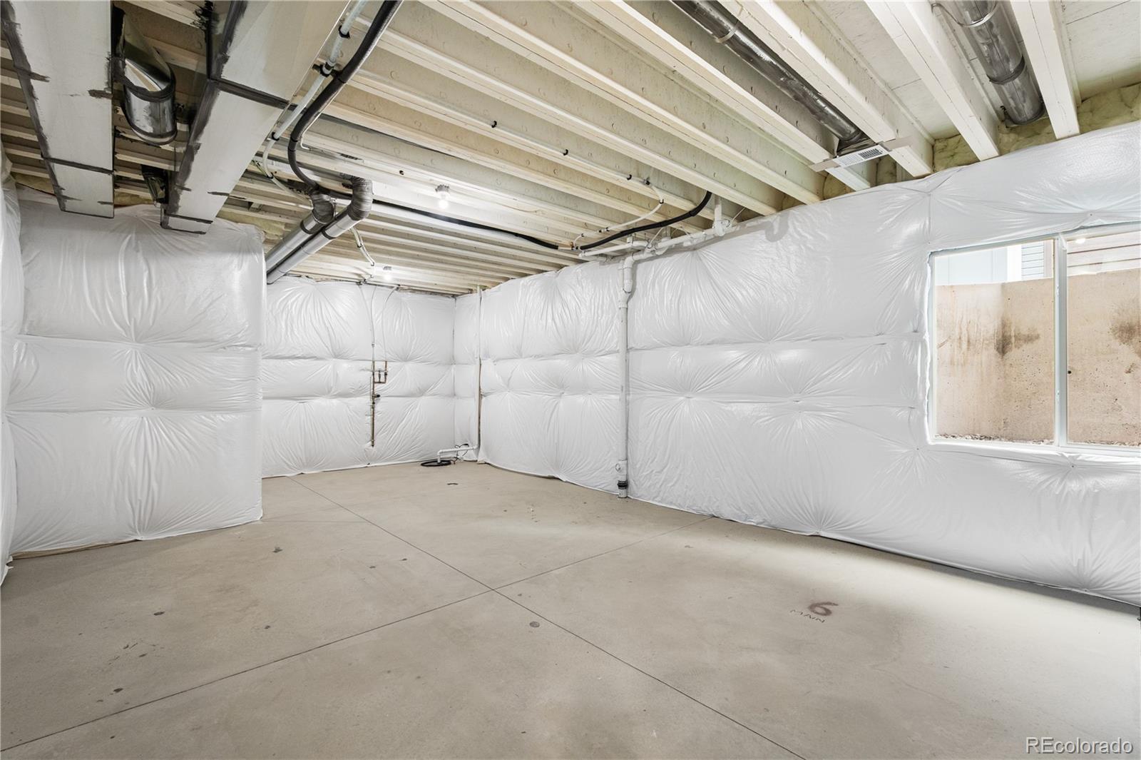 11118 Encantado Trail Lone Tree, CO 80134 - Photo 45 of 50 a view of a garage