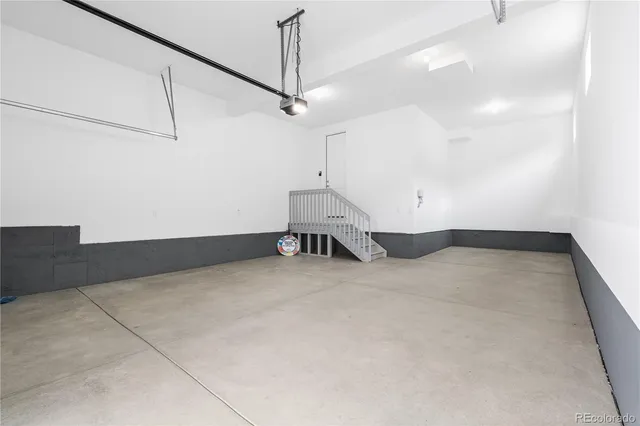 a view of a room with an empty space