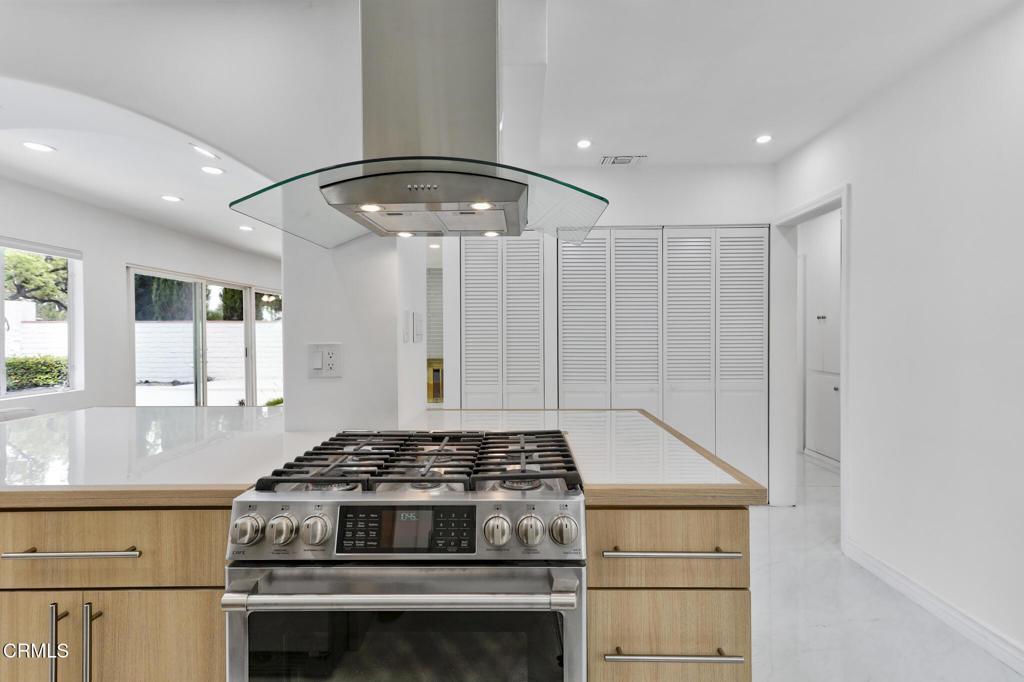 1080 Riviera Drive Pasadena, CA 91107 - Photo 32 of 56 1080_Riviera_Dr_web-25