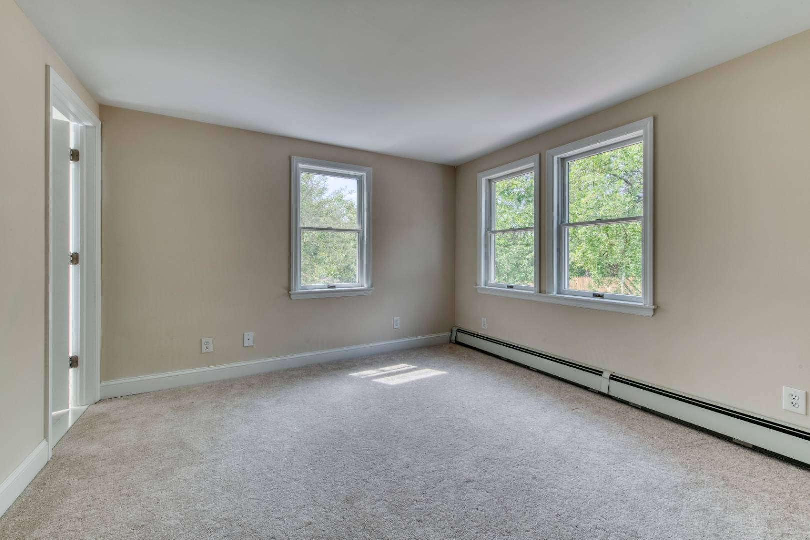 158 Springville Road Hampton Bays, NY 11946 - Photo 7 of 12 Gallery Image 7