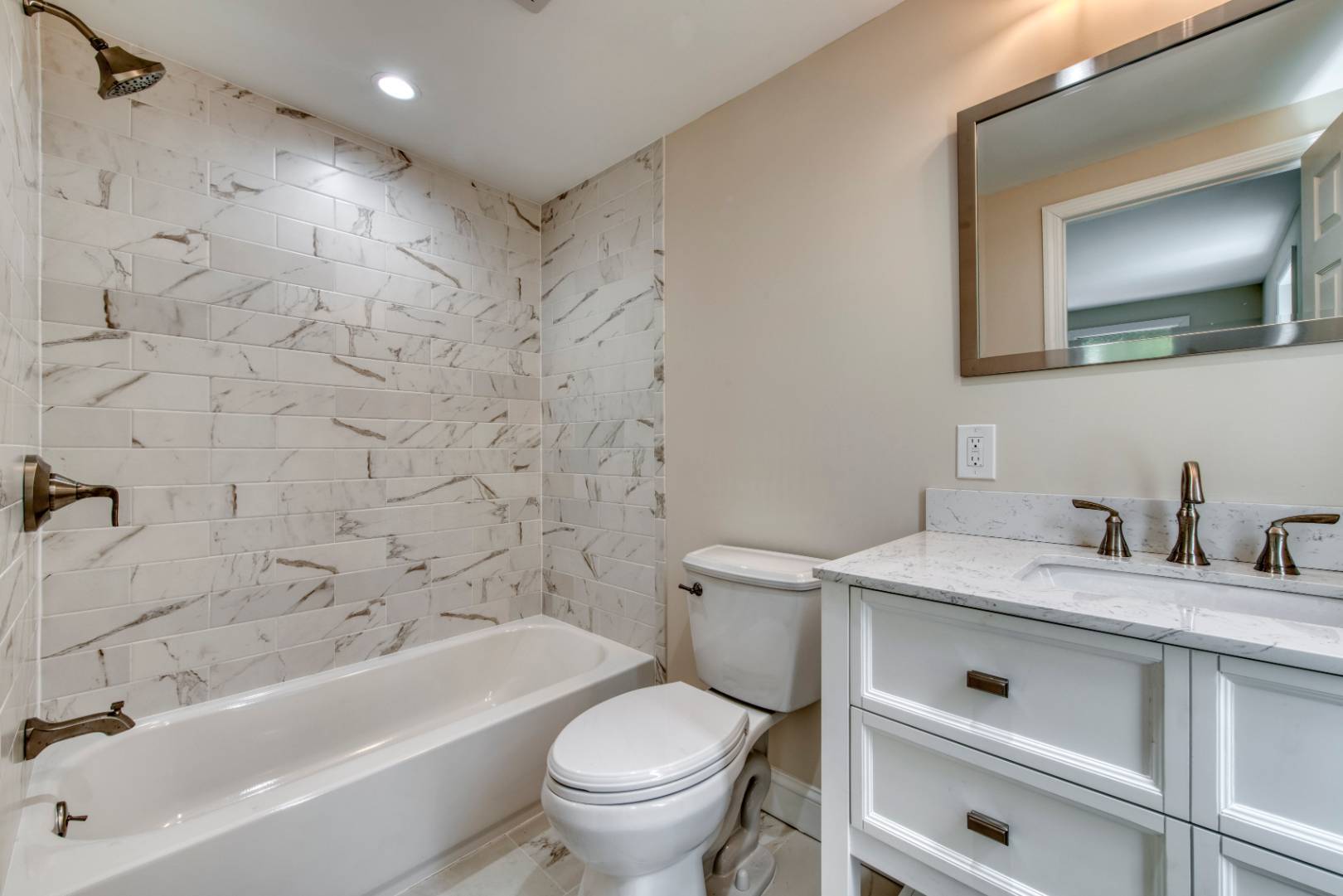158 Springville Road Hampton Bays, NY 11946 - Photo 8 of 12 Gallery Image 8