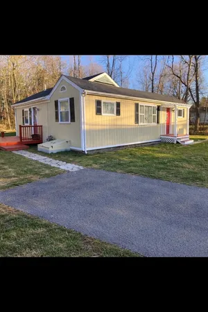 $439,000 | 27 Morgan Road, Holbrook, MA 02343