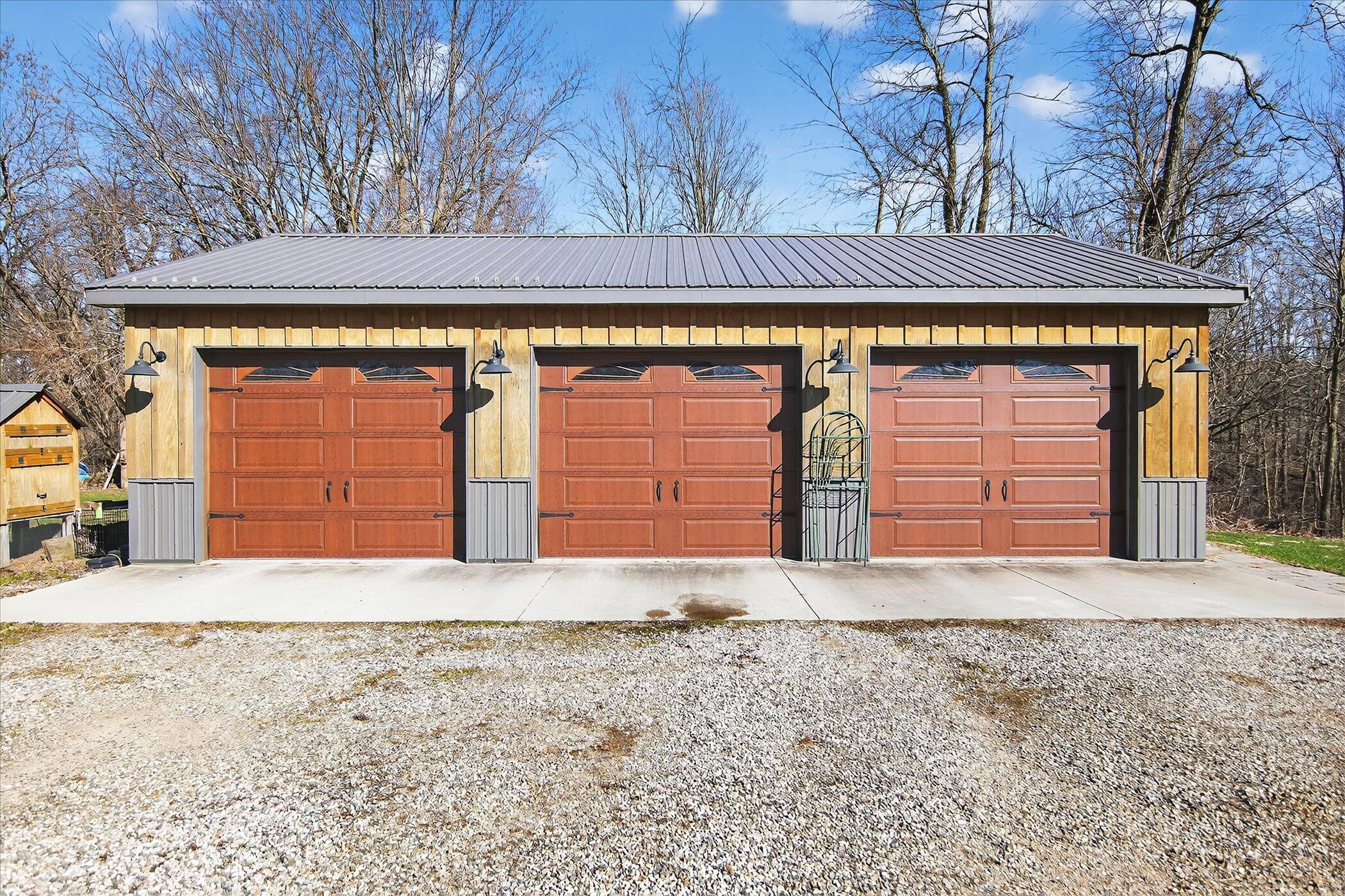 3685 Holcomb Road North Adams, MI 49262 - Photo 5 of 77 68-3685-Holcomb-Rd-North-Adams-MI-49262-