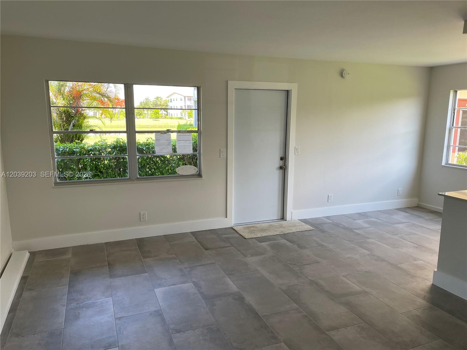 136 Brighton D, Unit 136 Boca Raton, FL 33434 - Photo 8 of 46