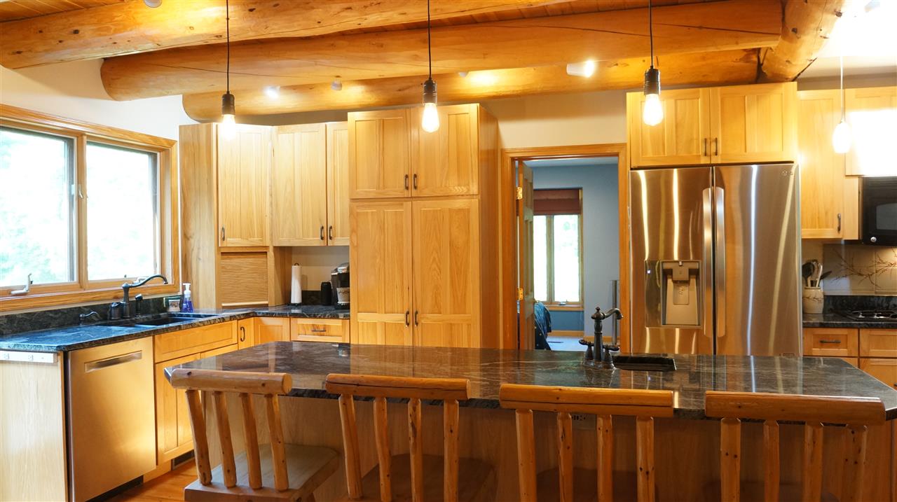 209 Beals Road Bedford, NH 03110 - Photo 12 of 40
