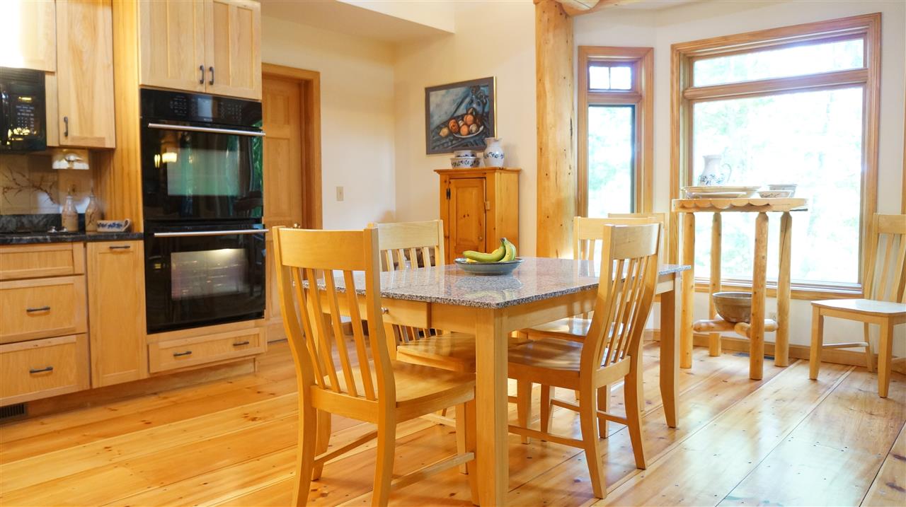 209 Beals Road Bedford, NH 03110 - Photo 13 of 40
