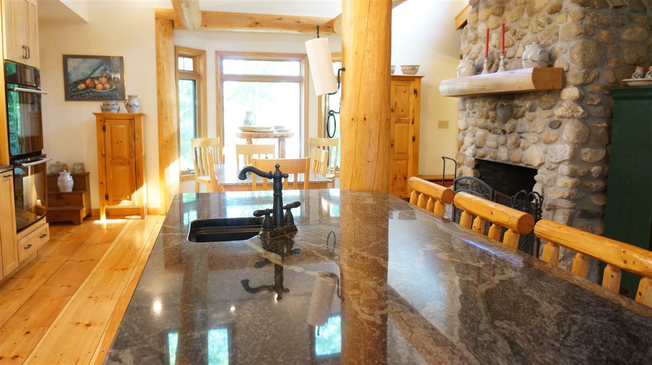 209 Beals Road Bedford, NH 03110 - Photo 19 of 40