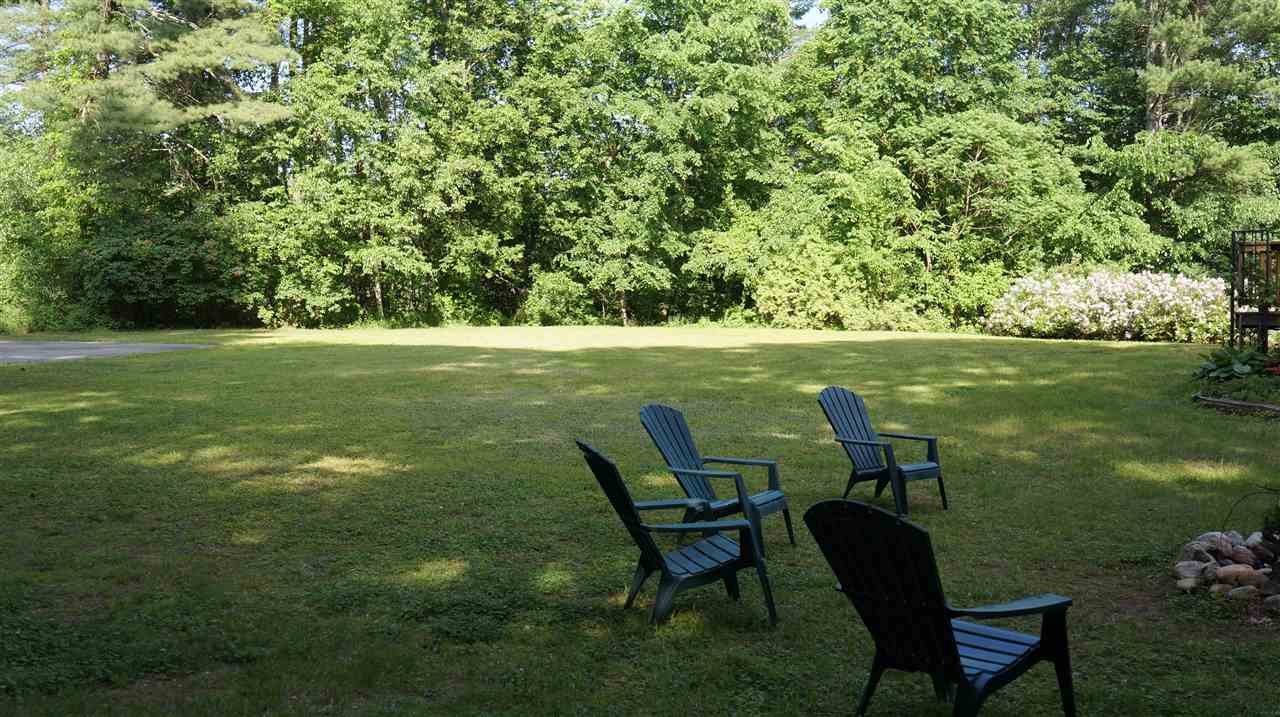209 Beals Road Bedford, NH 03110 - Photo 3 of 40