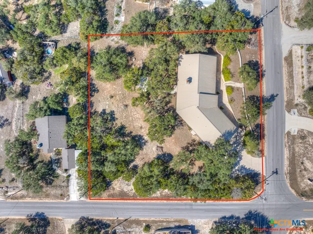 $696,500 | 1221 Sundown Trail, Fischer, TX 78623