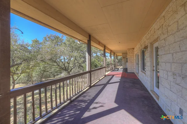 $696,500 | 1221 Sundown Trail, Fischer, TX 78623