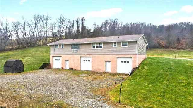$849,900 | 216 Kopper Kettle Road, Washington, PA 15301