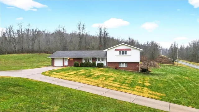 $849,900 | 216 Kopper Kettle Road, Washington, PA 15301