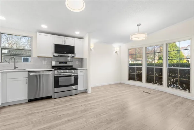 $239,900 | 1 O'Hare Court, Coventry, RI 02816