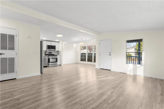 $239,900 | 1 O'Hare Court, Coventry, RI 02816