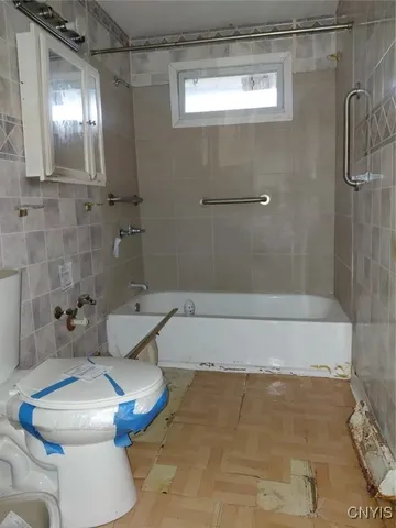 $55,900 | 621 West Lafayette Avenue, Syracuse, NY 13205