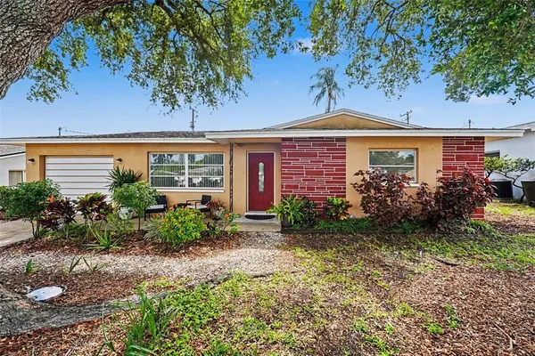 $339,500 | 1251 Oakview Avenue, Clearwater, FL 33756