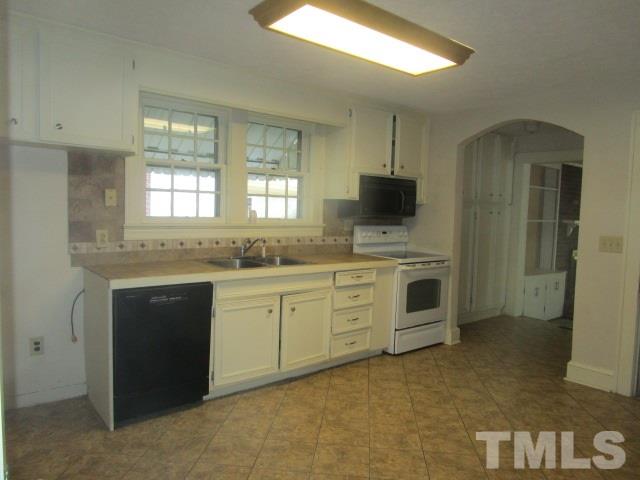 300 Semora Road Roxboro, NC 27573 - Photo 7 of 15 Gallery Image 7