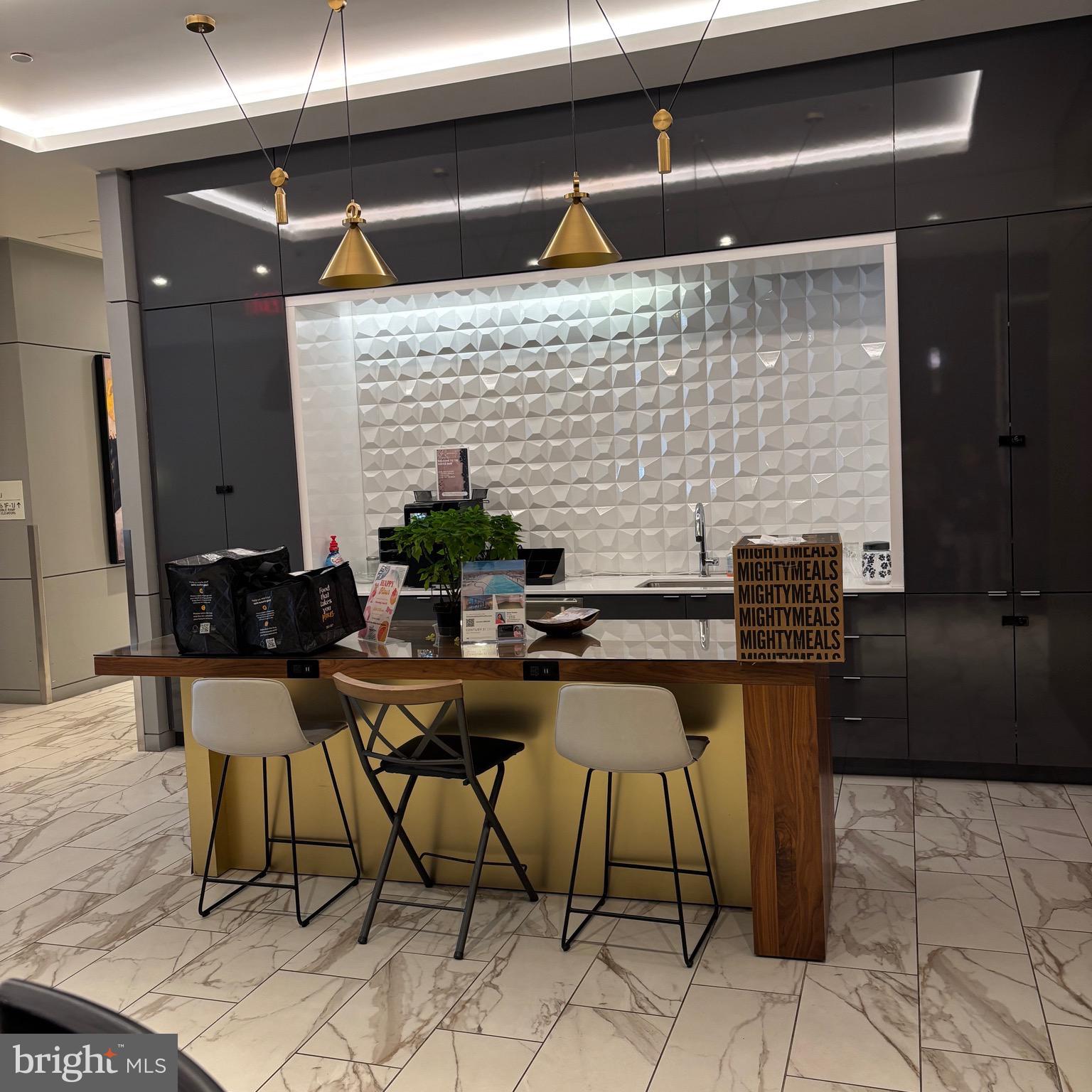 1211 Van Street Southeast, Unit 310 Washington, DC 20003 - Photo 8 of 49 Coffee lounge