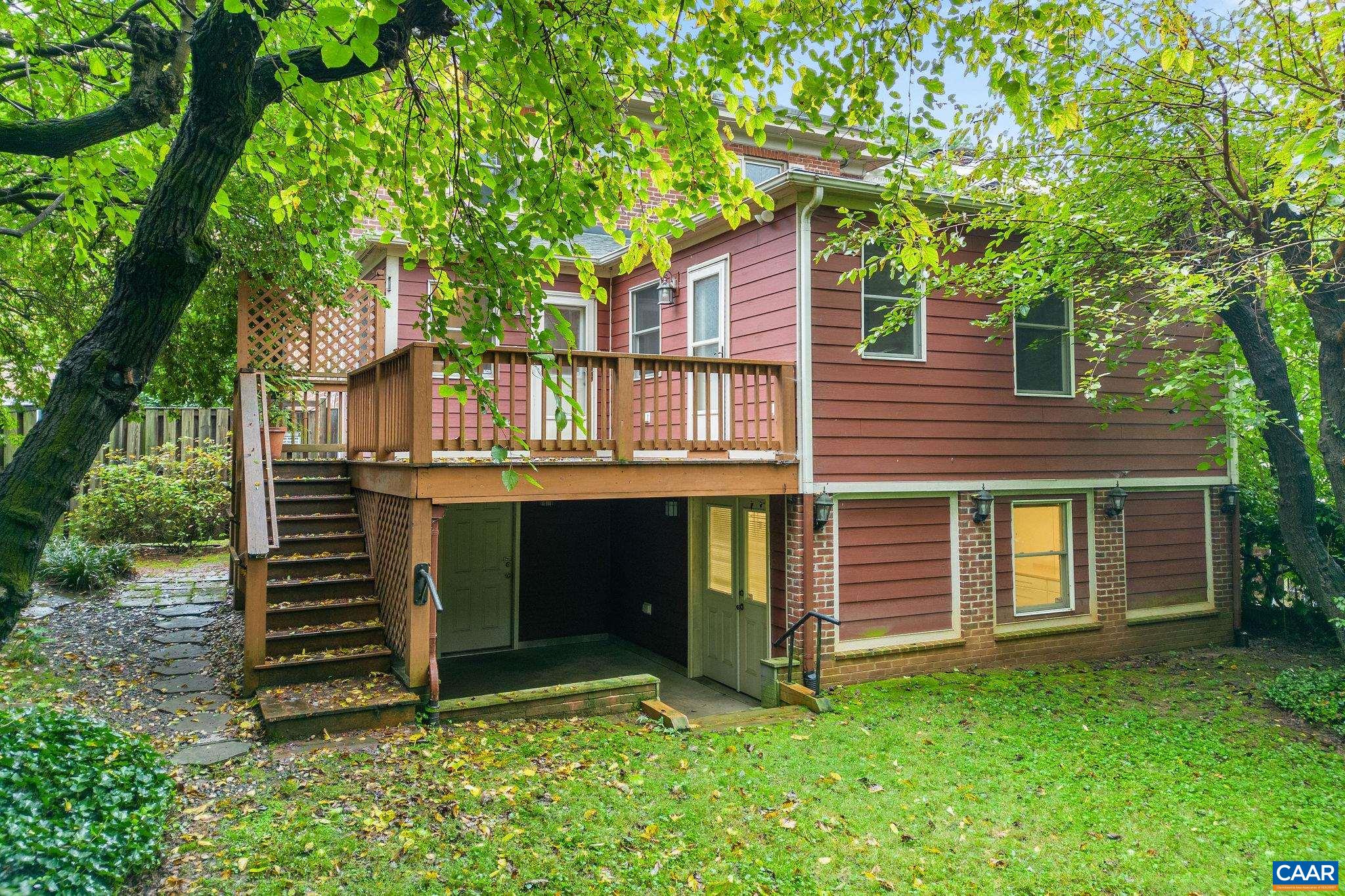 113 Altamont Circle Charlottesville, VA 22902 - Photo 32 of 43 front view of a house with a yard