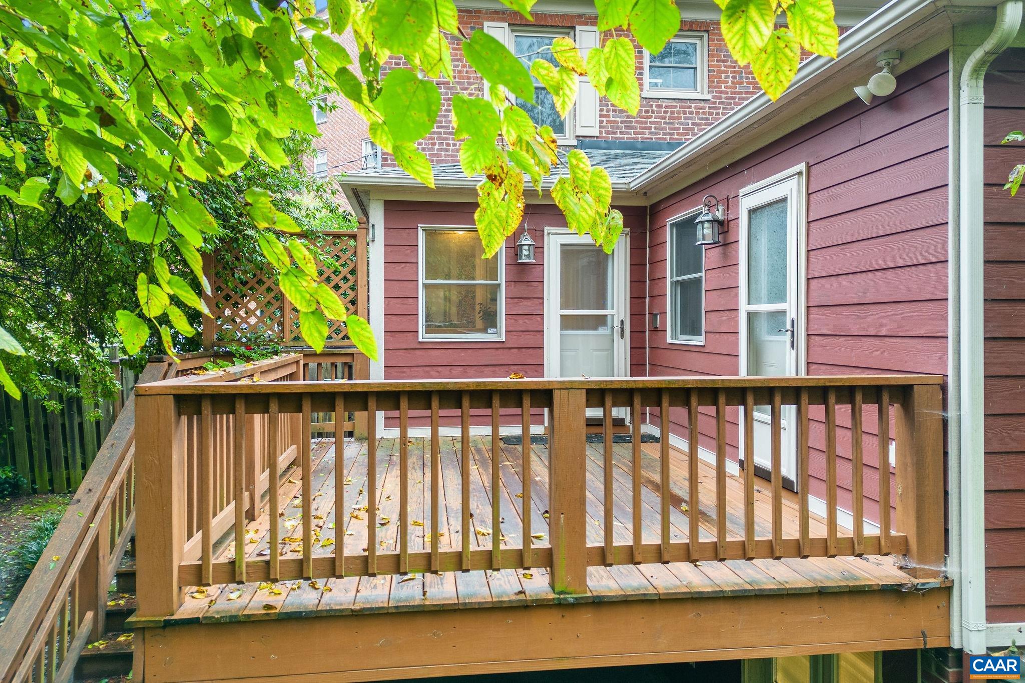 113 Altamont Circle Charlottesville, VA 22902 - Photo 33 of 43 a view of a brick house with a large window