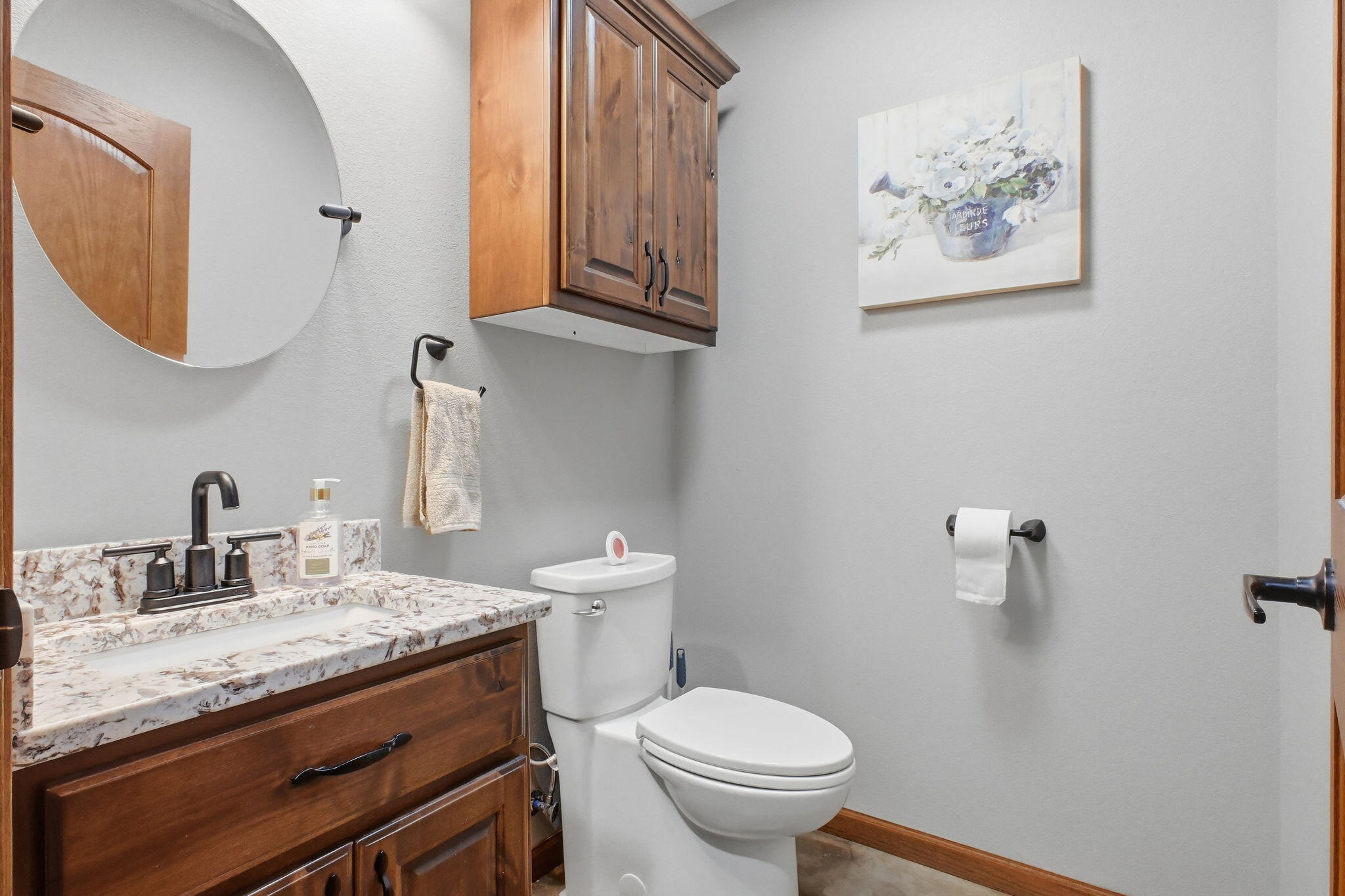 1450 East 340th Road Bolivar, MO 65613 - Photo 36 of 55 Guest bath