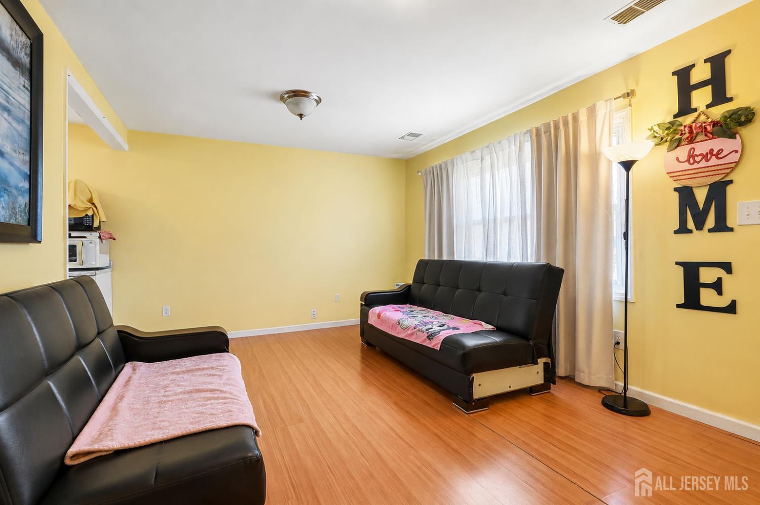 23 Miko Road Edison, NJ 08817 - Photo 9 of 25
