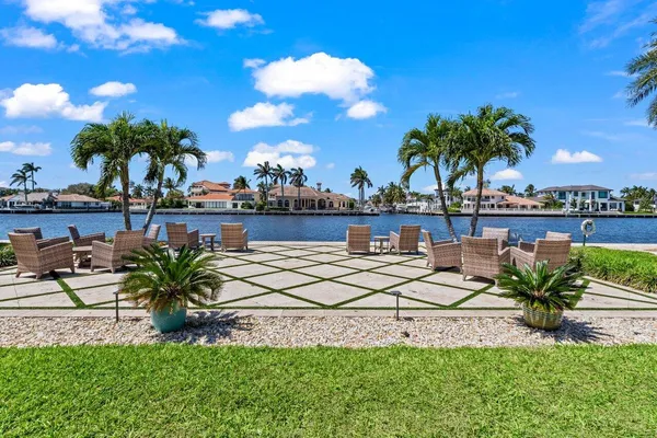 $799,000 | 2000 South Ocean Boulevard, Unit 403, Delray Beach, FL 33483