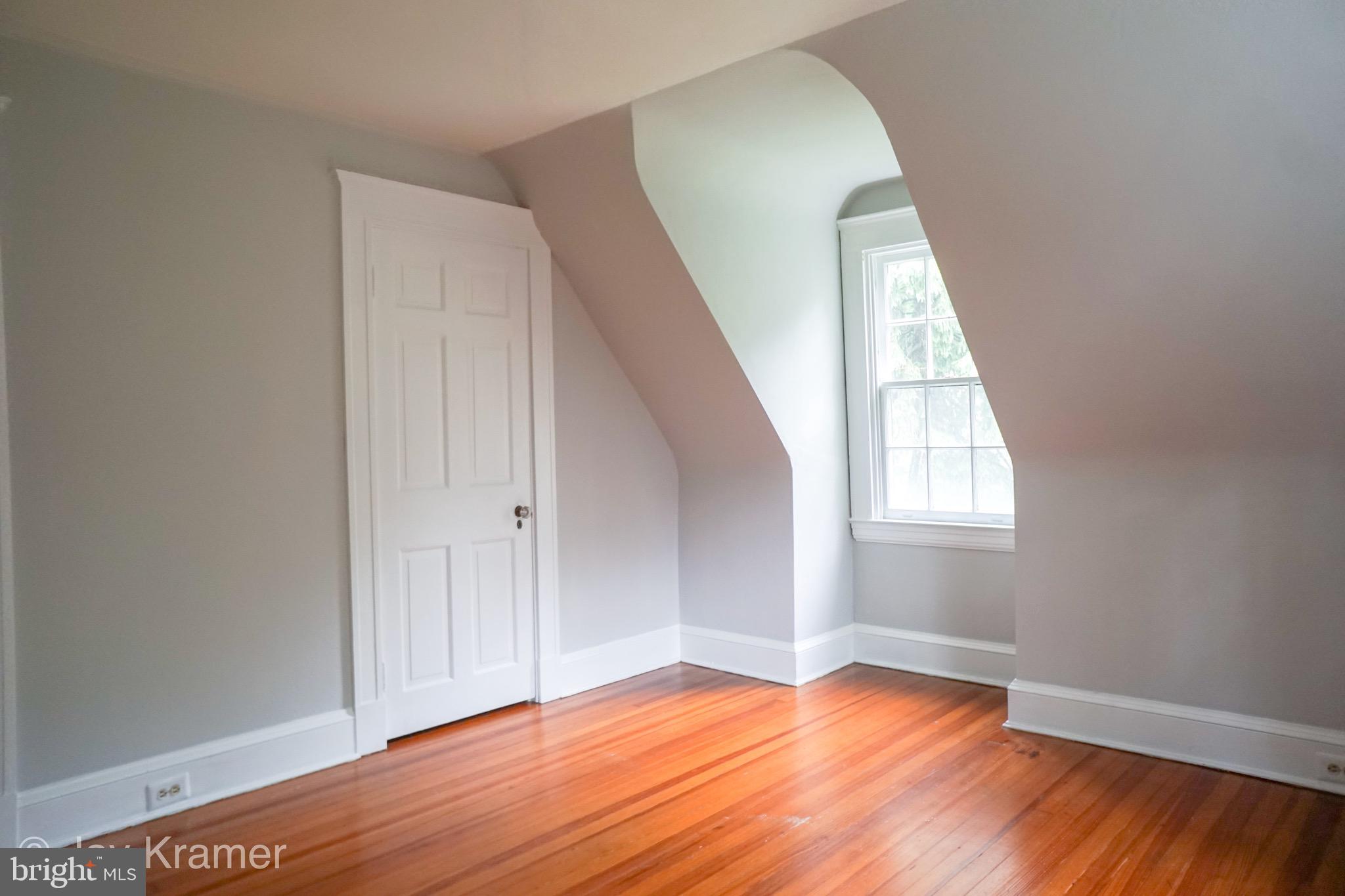 4911 Falls Rd Terrace Baltimore, MD 21210 - Photo 29 of 34 Second Bedroom
