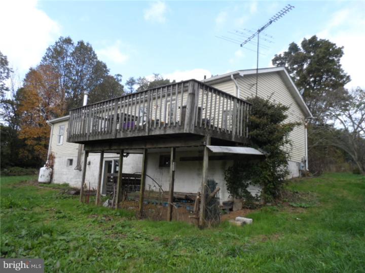237 Creamery Road Elverson, PA 19520 - Photo 3 of 15 Gallery Image 3
