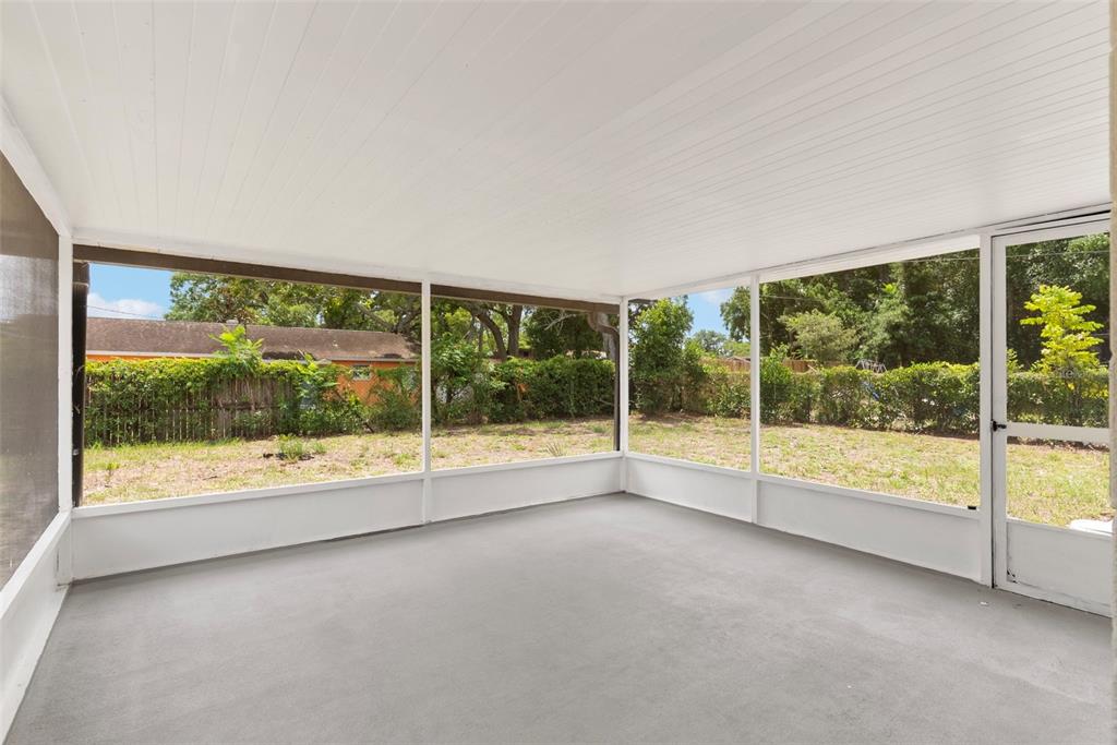 2233 Wolf Road Orlando, FL 32808 - Photo 28 of 35