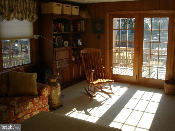 433 Maplewood Road Springfield, PA 19064 - Photo 3 of 17 Family Room