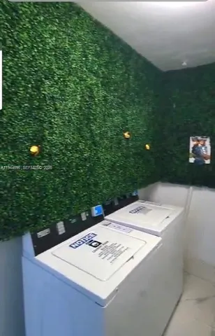 a picture of a lake view