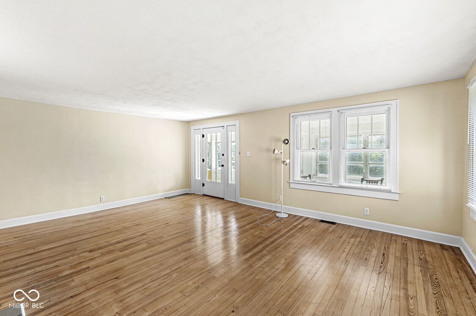 3760 Brill Road Indianapolis, IN 46227 - Photo 14 of 33 Gallery Image 14