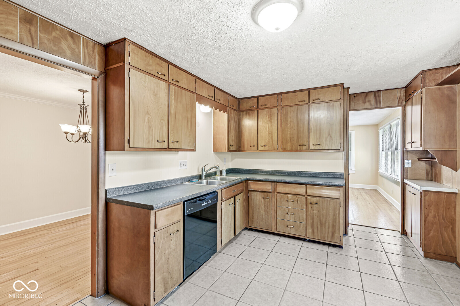 3760 Brill Road Indianapolis, IN 46227 - Photo 16 of 33 Gallery Image 16