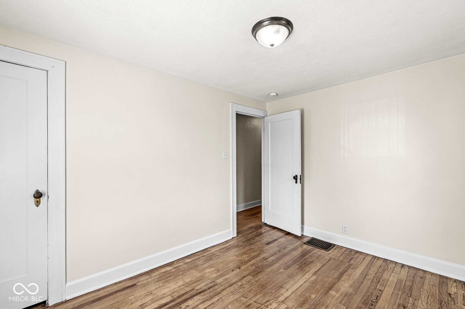 3760 Brill Road Indianapolis, IN 46227 - Photo 29 of 33 Gallery Image 29