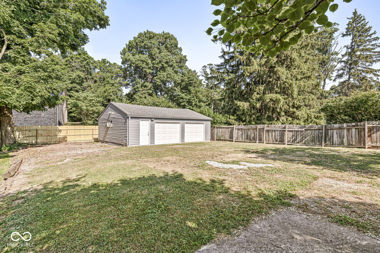 3760 Brill Road Indianapolis, IN 46227 - Photo 9 of 33 Gallery Image 9
