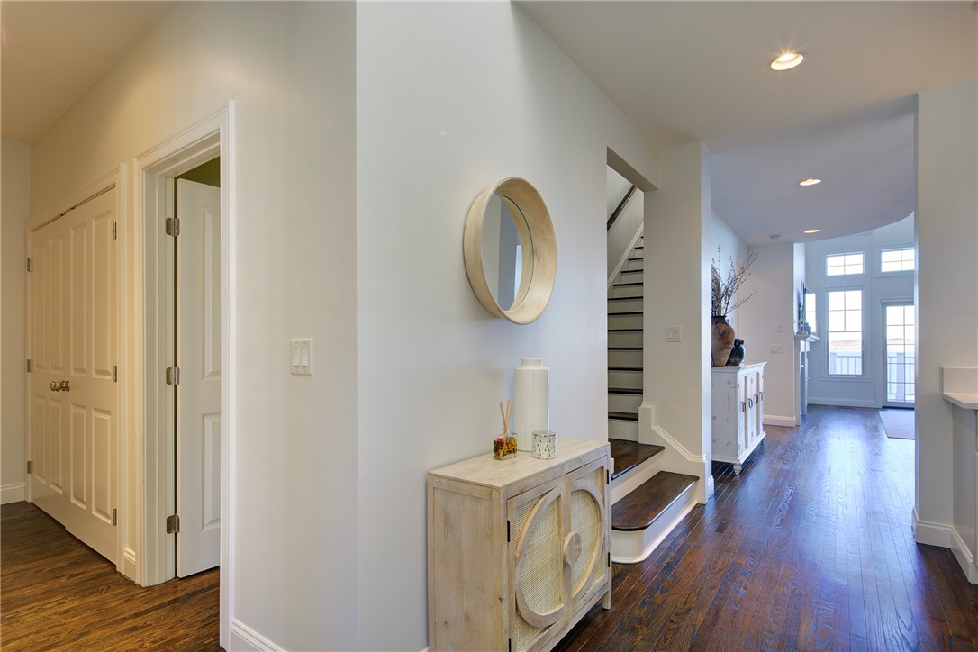 263 Village Road Tiverton, RI 02878 - Photo 5 of 45 Gallery Image 5