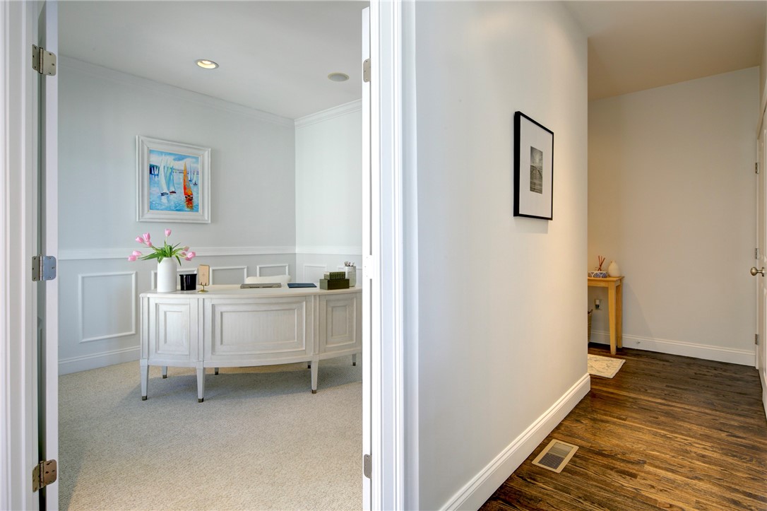 263 Village Road Tiverton, RI 02878 - Photo 6 of 45 Gallery Image 6