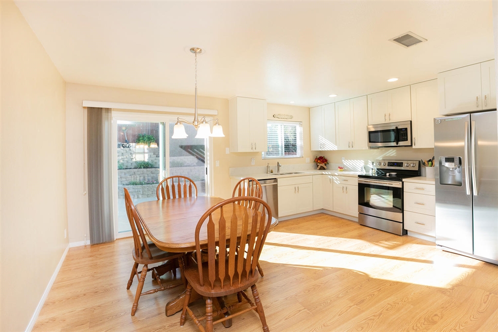 1838 Rees Road San Marcos, CA 92069 - Photo 5 of 19