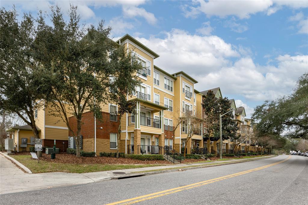 1185 Southwest 9th Road, Unit 304 Gainesville, FL 32601 - Photo 1 of 1 Gallery Image 1