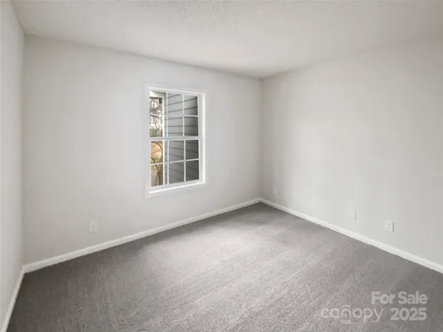 $195,000 | 6041 Pinebark Court, Charlotte, NC 28212