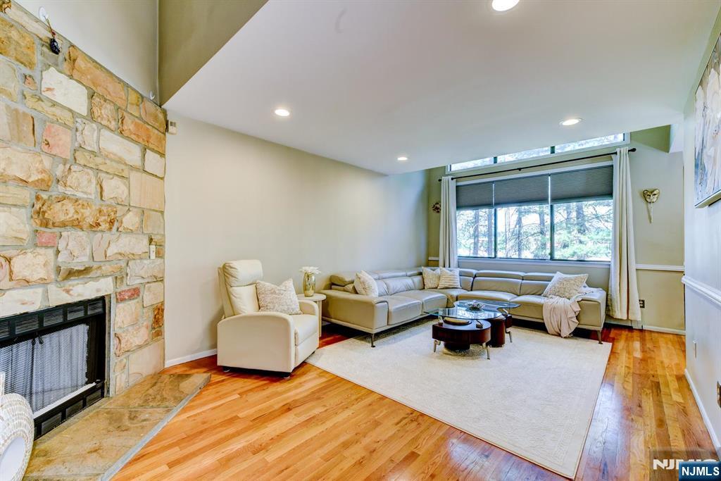 17 Independence Way Rockaway, NJ 07866 - Photo 11 of 48